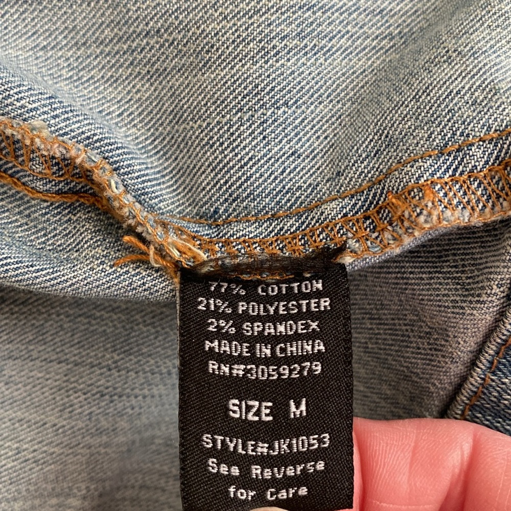 Jean jacket - Picture 4 of 4